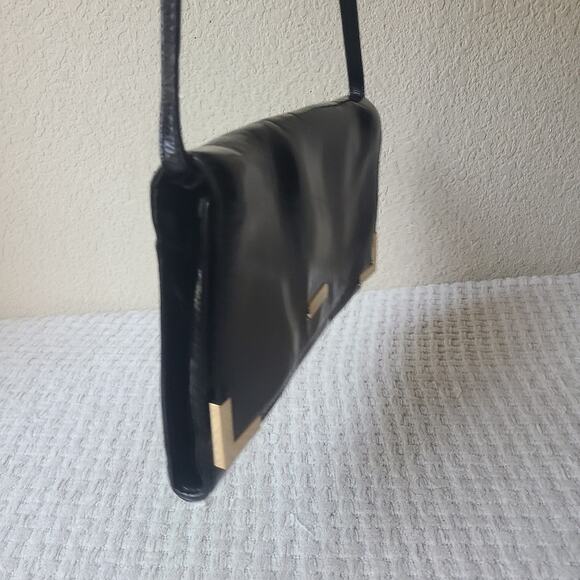 Michael Kors Black Clutch with Glossy Finish Shoulder Bag - Picture 4 of 13